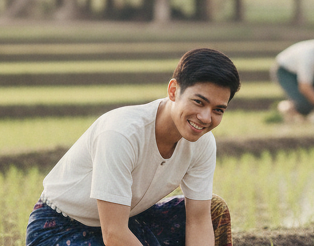 แทนที่  หุนดี