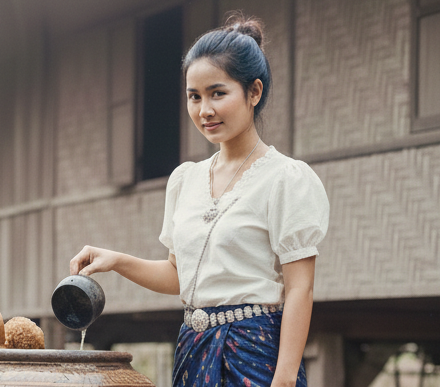 เมจอย เหล่าซาชี